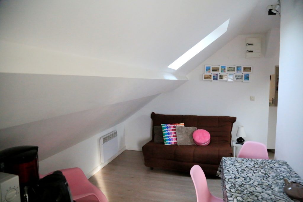 Studio 4 – 3